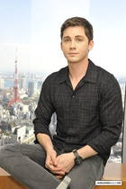 Logan Lerman : logan-lerman-1417211360.jpg