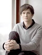 Logan Lerman : logan-lerman-1419549174.jpg