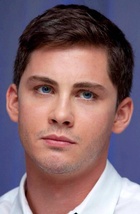 Logan Lerman : logan-lerman-1433173160.jpg