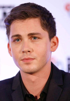 Logan Lerman : logan-lerman-1433173164.jpg