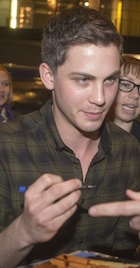 Logan Lerman : logan-lerman-1454793272.jpg