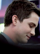 Logan Lerman : logan-lerman-1470156568.jpg