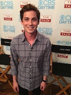 Logan Lerman : logan-lerman-1470499357.jpg