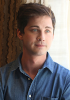 Logan Lerman : logan-lerman-1471208512.jpg