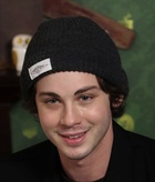 Logan Lerman : logan-lerman-1575192133.jpg