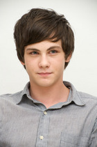 Logan Lerman : logan_lerman_1257564518.jpg