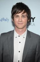 Logan Lerman : logan_lerman_1259867685.jpg