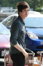 Logan Lerman : logan_lerman_1280430491.jpg