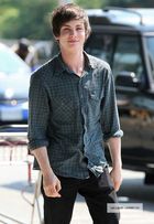 Logan Lerman : logan_lerman_1280430508.jpg