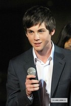 Logan Lerman : logan_lerman_1280511085.jpg