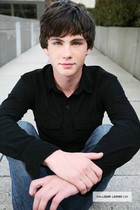 Logan Lerman : logan_lerman_1280694706.jpg