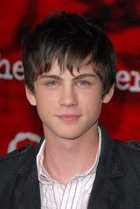 Logan Lerman : logan_lerman_1280694870.jpg