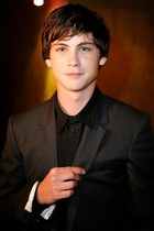 Logan Lerman : logan_lerman_1280694885.jpg