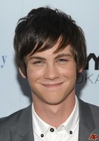 Logan Lerman : logan_lerman_1280694897.jpg