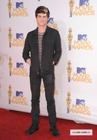 Logan Lerman : logan_lerman_1282234538.jpg