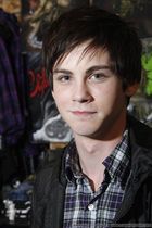 Logan Lerman : logan_lerman_1282505771.jpg