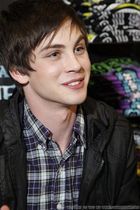 Logan Lerman : logan_lerman_1282663728.jpg