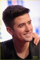 Logan Henderson : logan-henderson-1406489901.jpg