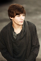 Louis Tomlinson : louis-tomlinson-1324442301.jpg