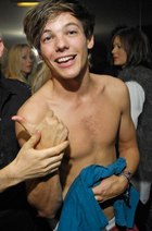 Louis Tomlinson : louis-tomlinson-1325307039.jpg