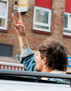 Louis Tomlinson : louis-tomlinson-1377885409.jpg