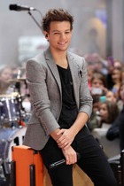 Louis Tomlinson : louis-tomlinson-1379094121.jpg