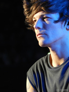 Louis Tomlinson : louis-tomlinson-1408119121.jpg