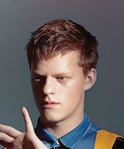 Lucas Hedges : lucas-hedges-1519623481.jpg