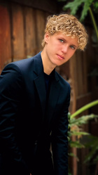 Lucas Royalty : lucas-royalty-1718352958.jpg