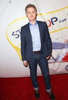 Lucas Grabeel : lucas-grabeel-1389907110.jpg