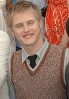 Lucas Grabeel : lucas_grabeel_1212589615.jpg