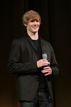 Lucas Till : lucas-till-1323222466.jpg