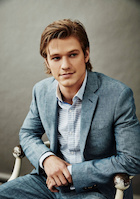 Lucas Till : lucas-till-1473730708.jpg