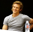 Lucas Till : lucas-till-1675848941.jpg