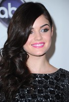 Lucy Hale : lucy-hale-1396723373.jpg