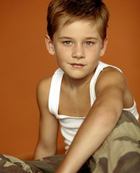 Luke Benward : TI4U_u1147541098.jpg