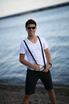 Luke Bilyk : lukebilyk_1299695423.jpg