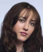 Madeline Zima : madeline-zima-1380139577.jpg