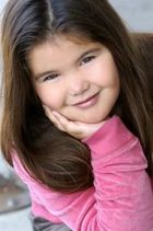 Madison De La Garza : madisondelagarza_1294589678.jpg