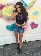 Madison Pettis : madison-pettis-1458785521.jpg