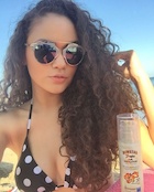 Madison Pettis : madison-pettis-1466021161.jpg