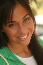 Mandy Jiroux : mandyjiroux_1218344614.jpg