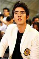 Mario Maurer : mario-maurer-1317352205.jpg