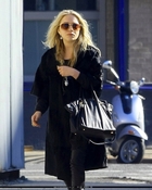 Mary-Kate Olsen : marykateolsen_1263941366.jpg