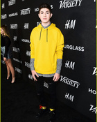 Mason Cook : mason-cook-1535593931.jpg