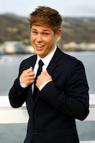 Mason Dye : mason-dye-1464768243.jpg