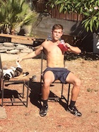 Mason Dye : mason-dye-1464768360.jpg