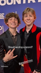 Mason Ramsey : TI4U1729247312.jpg