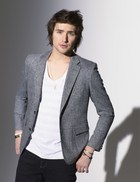 Matt Dallas : matt_dallas_1279042382.jpg