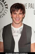 Matt Lanter : matt-lanter-1318122736.jpg